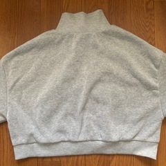 グレーショート丈の画像