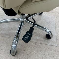★リユースのサカイ高崎店★TJ12597  チェア クリーム H100×D55×W64 クリーニング済みの画像