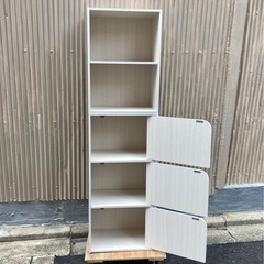 扉付きカラーボックス　ホワイトアッシュの画像