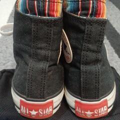 CONVERSEハイカットスニーカー ストライプ柄　24cmの画像