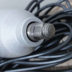 セール中につき、通常特価7,128円より30%引きの4,989円!　新興製作所 ACインパクトレンチ SIW-127 ソケット付き AC100V 350W 最大200N・m の画像