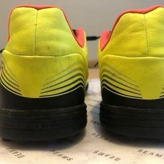 adidas トレシュー　サッカー　シューズ　の画像