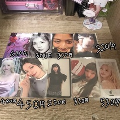 twiceグッズ28円から　郵送OK　値引きあり　おまけ付きの画像