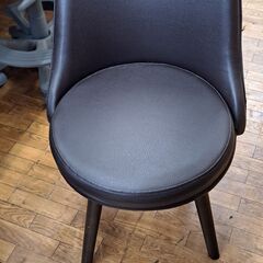 【リサイクルショップどりーむ鹿大前店】No.2350　テーブルセット　椅子2脚付き♪　丸型テーブル🎵　オシャレな商品🎵の画像