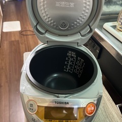 ３合炊き炊飯器の画像