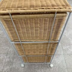 ★リユースのサカイ高崎店★TJ12599  ミニキャスター付き収納 ライトブラウン H88×D34.5×W40 クリーニング済みの画像
