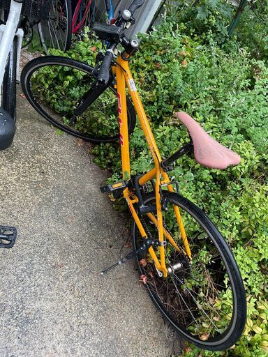 FUJI クロスバイク　パステル　フレーム15サイズ（シートチューブ381mm）