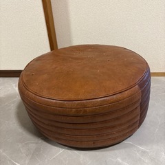 オットマン　椅子　本革の画像