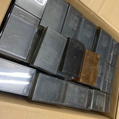 名刺プラスチックケースあげます　新品含むの画像