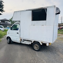 キッチンカー　の画像