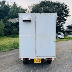 キッチンカー　の画像