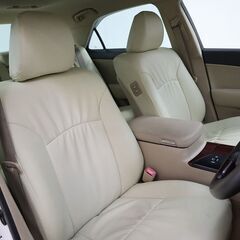 ✨🎉【車を買うなら今が超チャンス！】🎉✨ オトロン岐阜店イチオシ！大人気の『トヨタ クラウン ロイヤルサルーン』登場🎊最大10万円がお得🎊 期間限定キャンペーン実施中！の画像