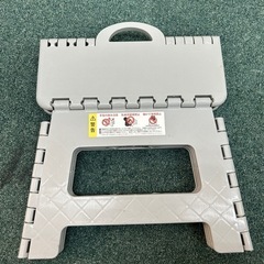 折りたたみ椅子　スツール　踏み台　便利グッズの画像
