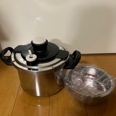値下げ　ティファール　圧力鍋の画像