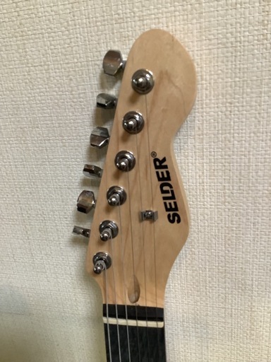 【リサイクルサービス八光】幅32㎝　SELDER エレキギター ストラトキャスタータイプ 初心者入門セット