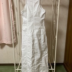 ZARA ホワイト キャミワンピース ホワイトの画像