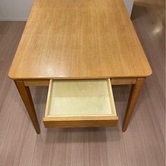 No Brand ダイニングテーブルの画像