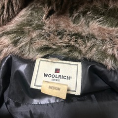 【今日限定！】WOOLRICH ダウンジャケット 黒 フード付き 5000円の画像