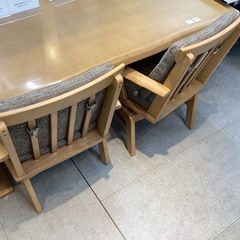 【取りに来られる方限定】ダイニング　４点セット　ニトリの画像