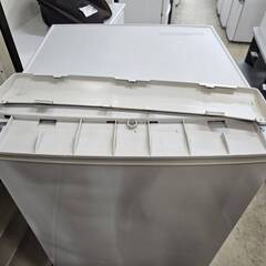 リサイクルショップどりーむ荒田店 No4478　２ドア冷蔵庫　シャープ　2012年製　容量137L　1人暮らしに最適なサイズです♪の画像