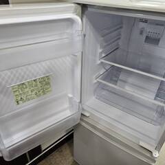 リサイクルショップどりーむ荒田店 No4478　２ドア冷蔵庫　シャープ　2012年製　容量137L　1人暮らしに最適なサイズです♪の画像