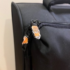 キャリーケース黒（PRIMARK）の画像