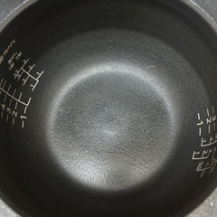 ［ジャンク品］Tiger 炊飯器 5.5合 IH 土鍋コーティング 時短早炊き機能 ブラック 炊きたての画像