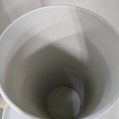 リサイクルショップどりーむ荒田店 No129　トイレットペーパーストッカー　オシャレ♪　ホワイトの画像