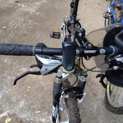 マウンテンバイク自転車二台セットの画像