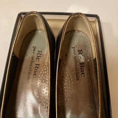 リボン付きフラットシューズ の画像