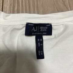 アルマーニ🔴シャツmサイズの画像
