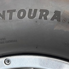【美品】ランドクルーザープラド 2023年製スタッドレス　17インチ　4本セットの画像
