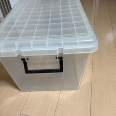 衣装ケースの画像