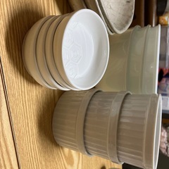 食器の画像