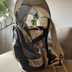 KELTY 子供用キャリアバックパック 日よけ付きの画像