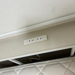 ベッド、マットレスの画像