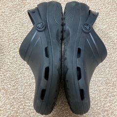 クロックス　サンダル スペシャリスト 2.0 ベント クロッグ ブラック 27.0 cmの画像
