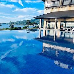 自然に囲まれたHOTEL OOSADOで働く！レストランホールスタッフ募集｜短期・寮あり・移動費支給の画像