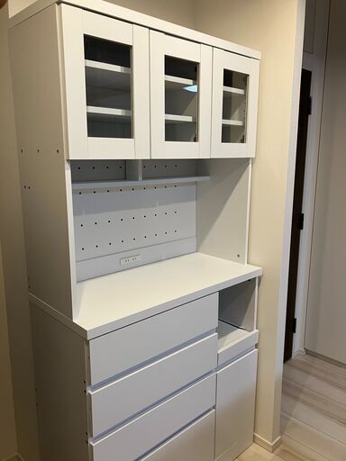 LOWYA コンセント付き食器棚