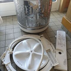 札幌市近郊の方限定！送料無料！ヤマダ電機 冷蔵庫 YRZ-F15J 156Lと分解清掃済！ 洗濯機 YWM-T60A1 6.0kg の画像