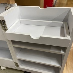 収納付きメイクボックス キャスター付き 中古の画像