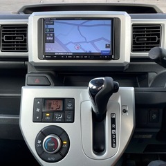 安心の総額表示！車検7年11月29日★ダイハツウェイク禁煙車そのまま乗って帰れますスライドドアBluetoothナビTVレーダーブレーキ特別限定車の画像