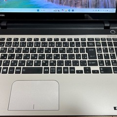 ダイナブック 高性能 Corei7 16GB SSD 500GB Office2024 Windows11 クワッドコア ゴールドの画像