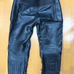 　バイク用ズボンの画像