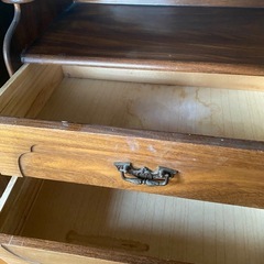 ドレッサー(鏡台)の画像
