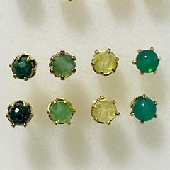 ❮新品‼️ ❯ 天然石　ピアス　お１つ　¥200〜の画像