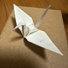 【無料】白い和紙の折り鶴60個程 7.5cm折り紙の画像