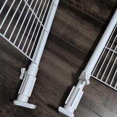 突っ張り棚　収納の画像