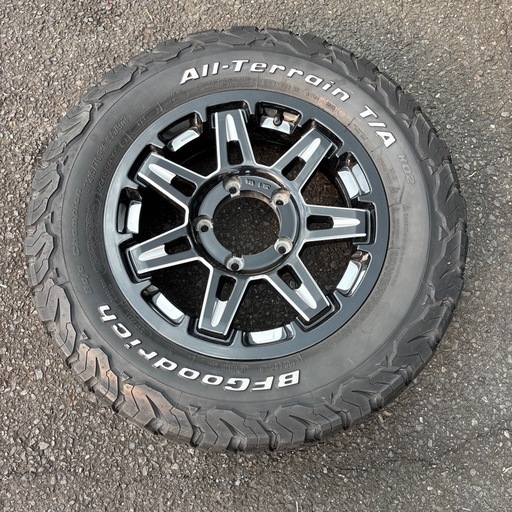 ジムニーjb64 背面タイヤ1本