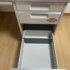 オフィス スチール　作業台　事務机　の画像